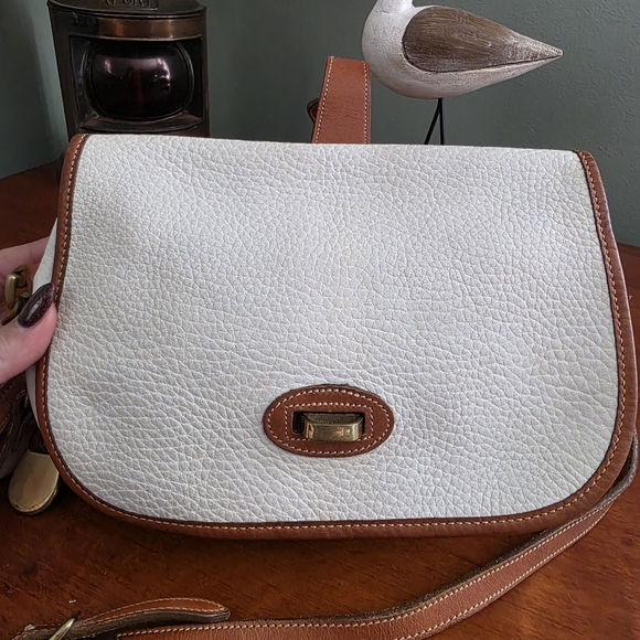 Dooney & Bourke Equestrian Crossbody White Tan Pebbled Leather Bag Vintage 80s - Picture 7 of 16